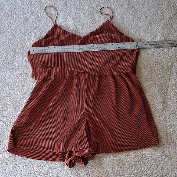 Silence + Noise Terracotta Sleeveless Romper - Picture 3 of 6